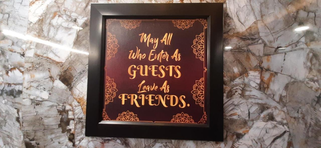 Aggarwal Luxury Room With Private Kitchen Washroom And Balcony Along With Fridge, Ac, Android Tv, Wifi In Main Lajpat Nagar Nueva Delhi Exterior foto